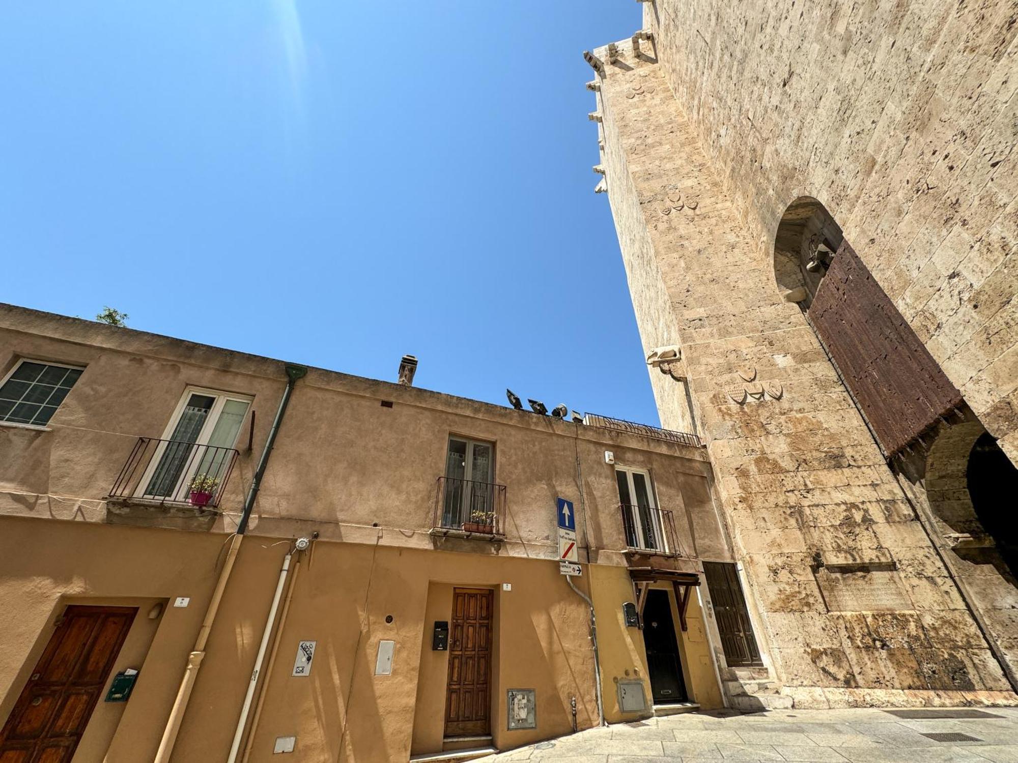 Appartement Kalma Elephant Tower - Medieval With A View Cagliari